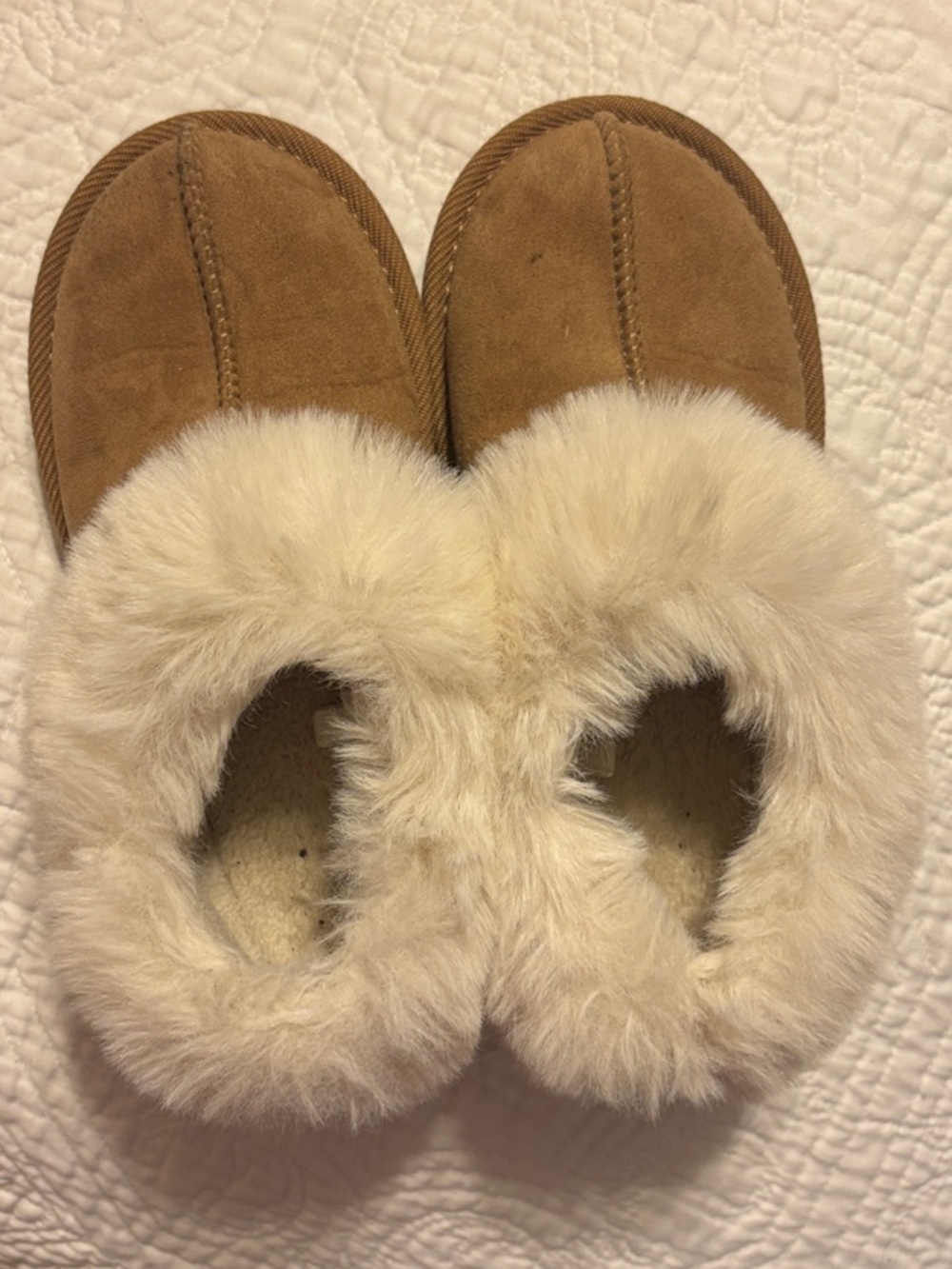 Kids Cozy Faux-Fur Lined Slippers in Brown and Cream- size 13 Little kids